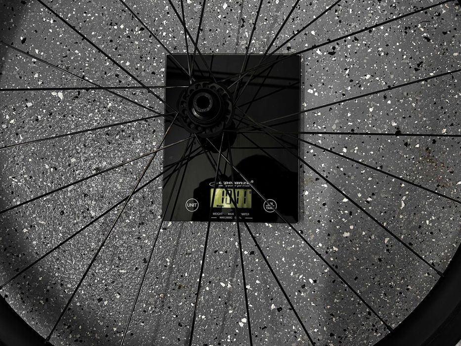 DT SWISS PR1400 Dicut 21 700C Shimano/SRAM, jak nowe