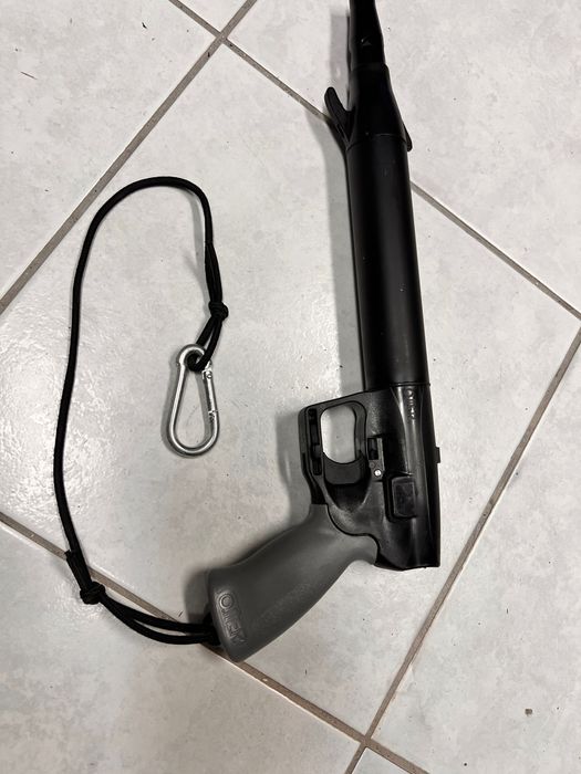 Kusza nurkowa do łowiectwa podwodnego