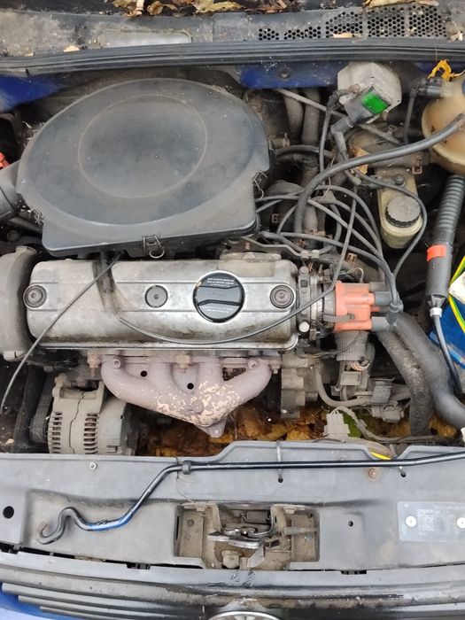 Volkswagen polo продається