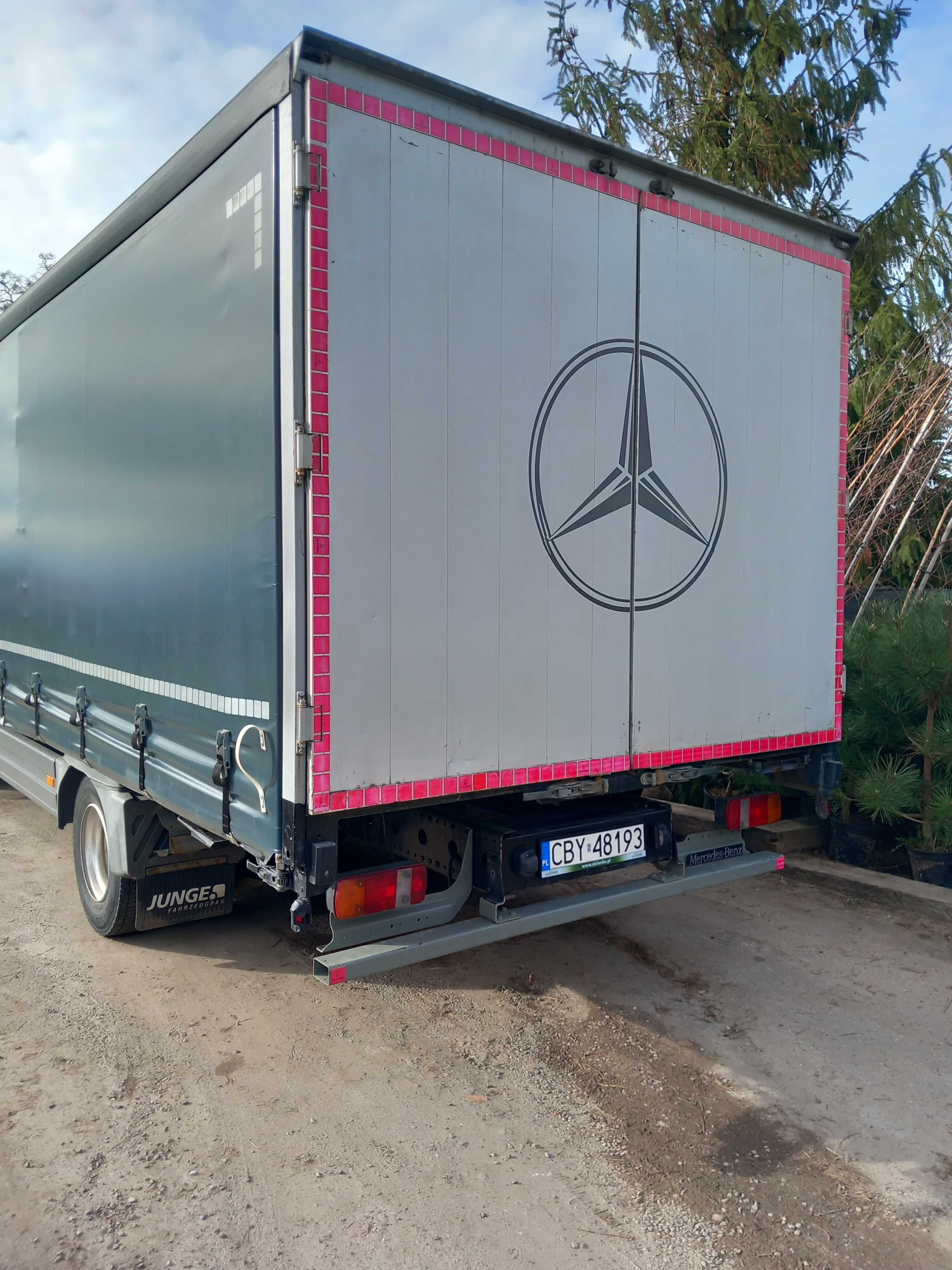 Mercedes ATEGO 1018 Firana