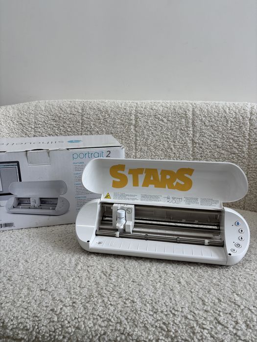 Plotter 2 Silhouette