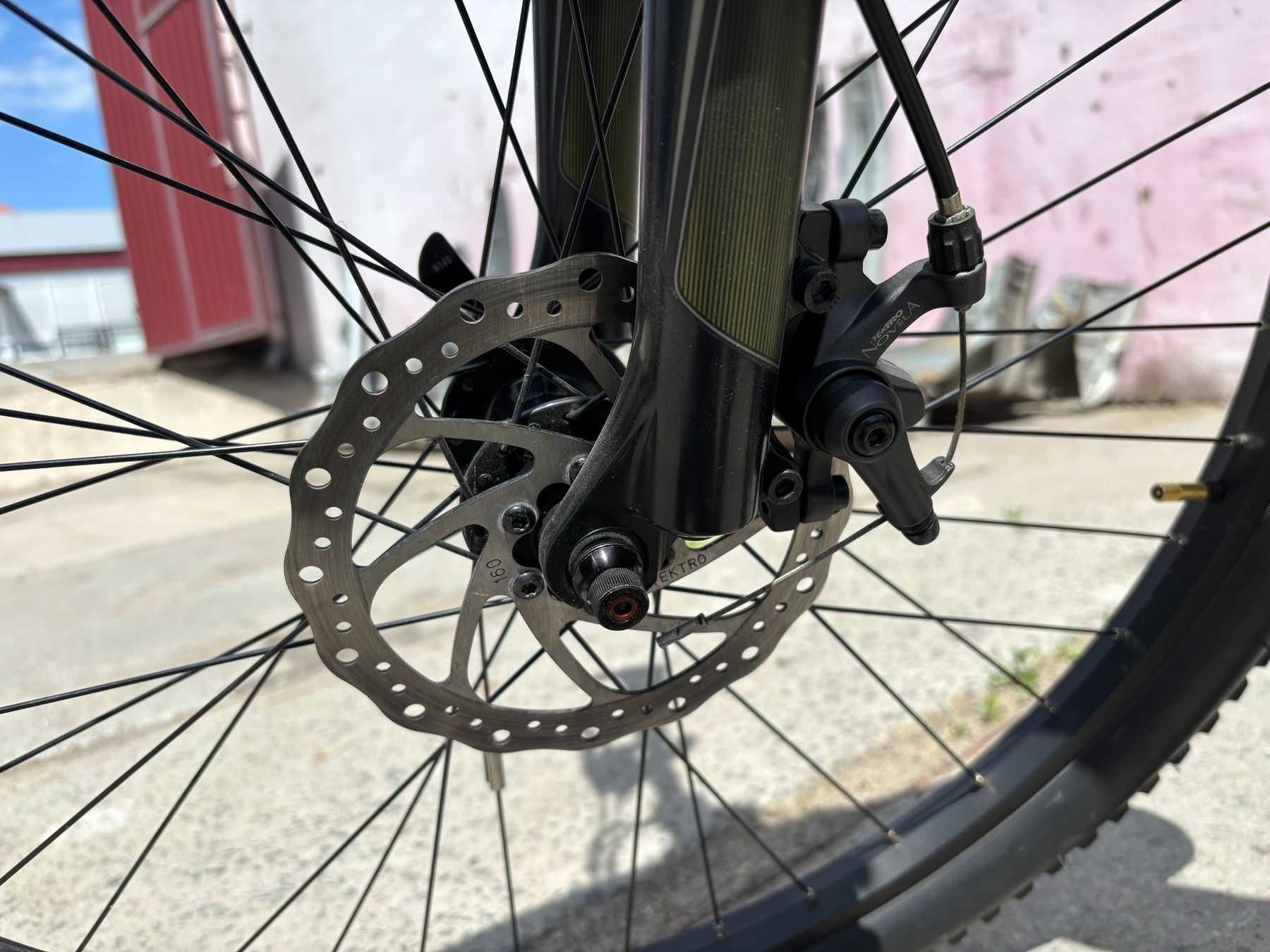 Велосипед TREK 3700 3Series