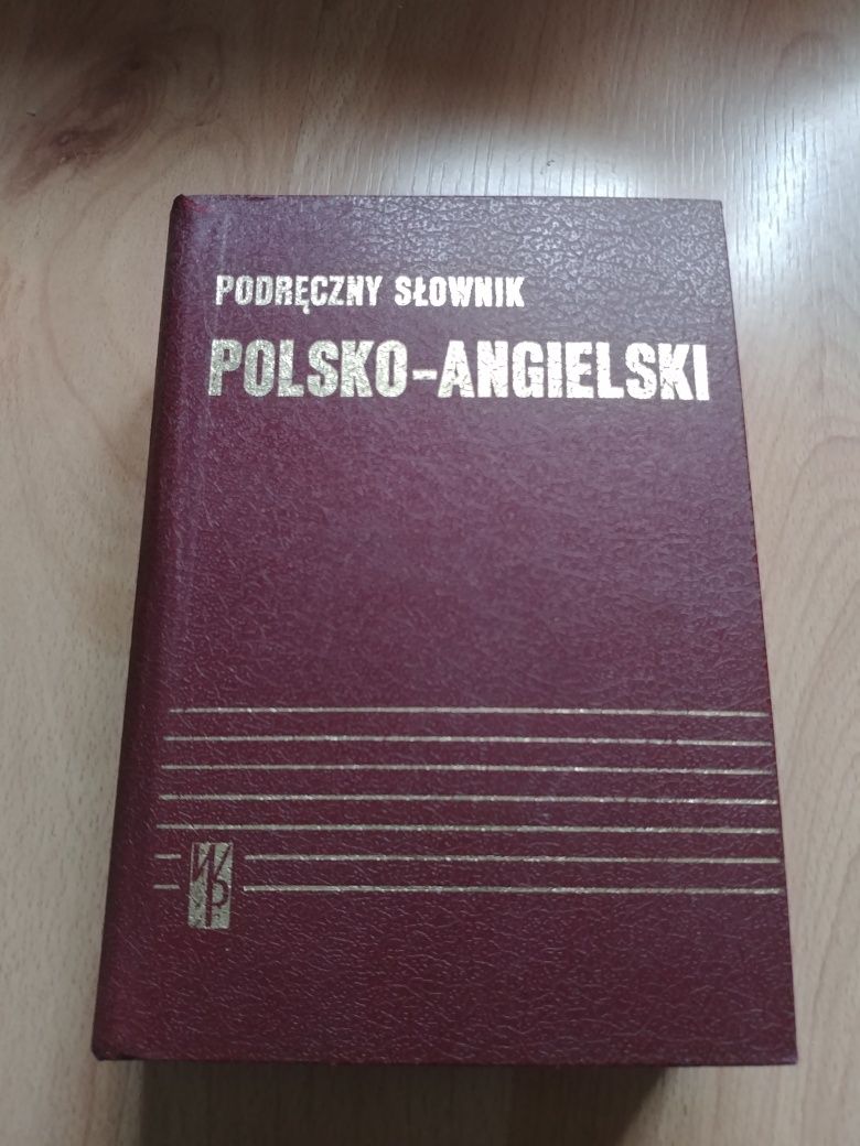 Słownik polsko-angielski 50tys słów. Wydawnictwo Wiedza Powszechna.