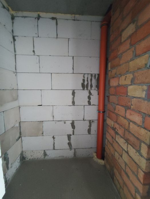 Продам 1-но кімнатну квартиру центр біля Планетарію