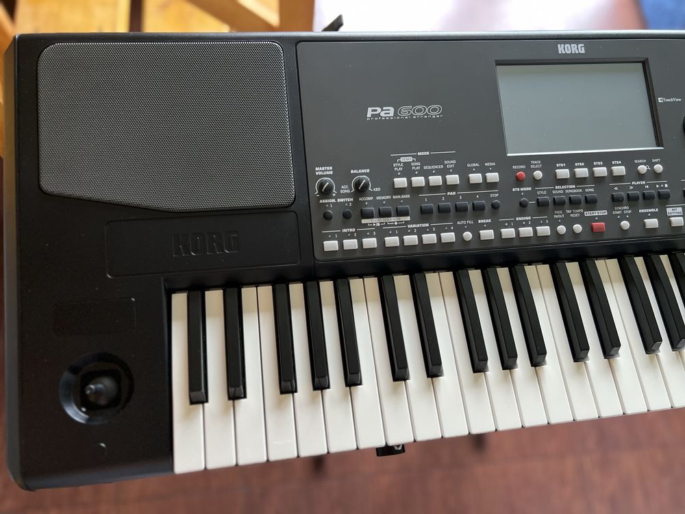 JAK Nowy ! KORG pa600