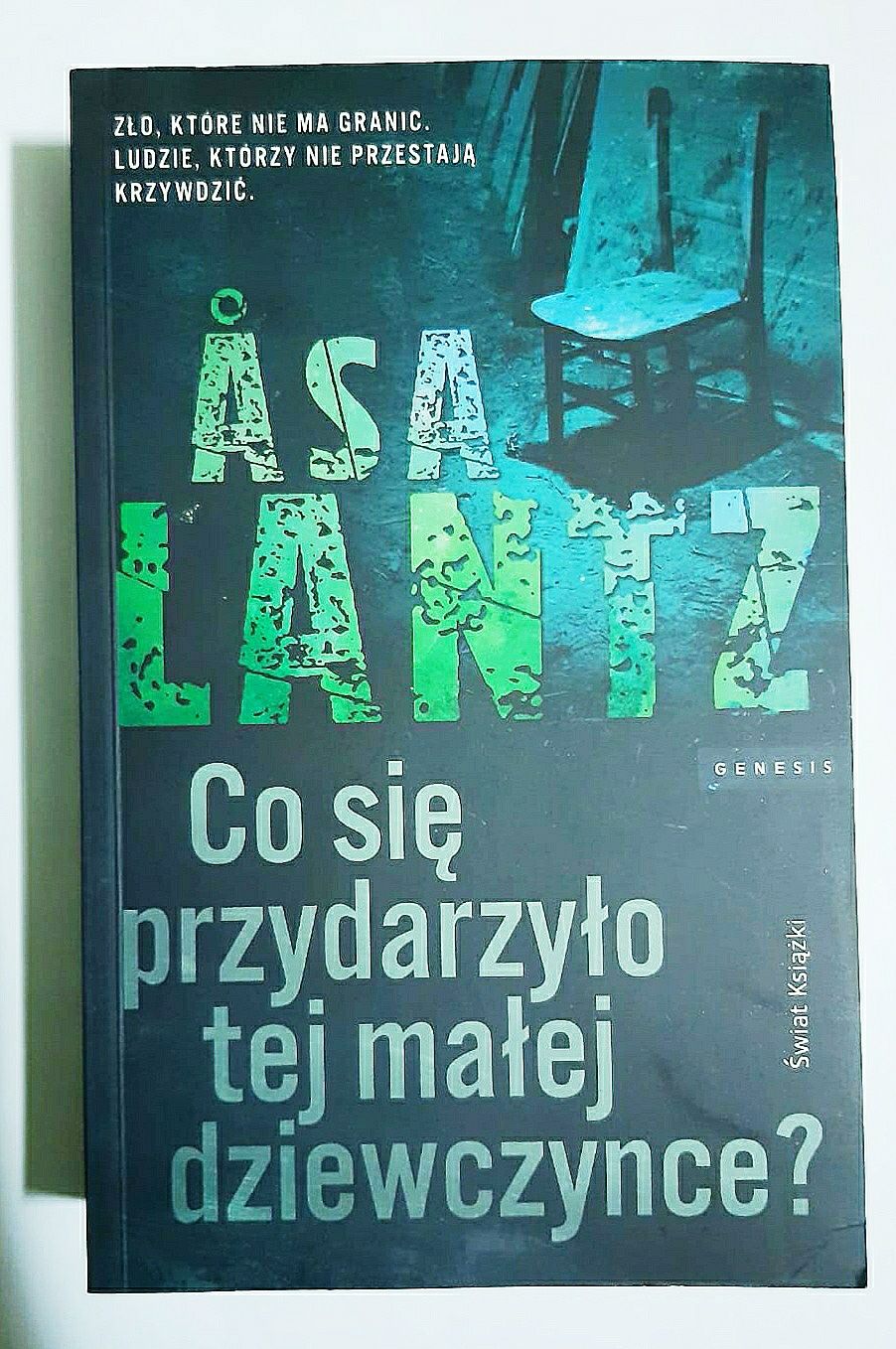 Co się przydażyło tej małej dziewczynce asa lantz ZZ310