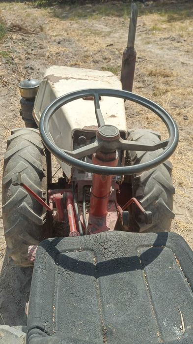 Trator articulado tração ás 4 Pasqual 21cv