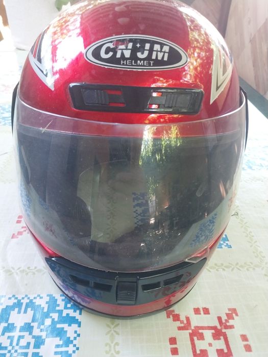 Продам мото шлем