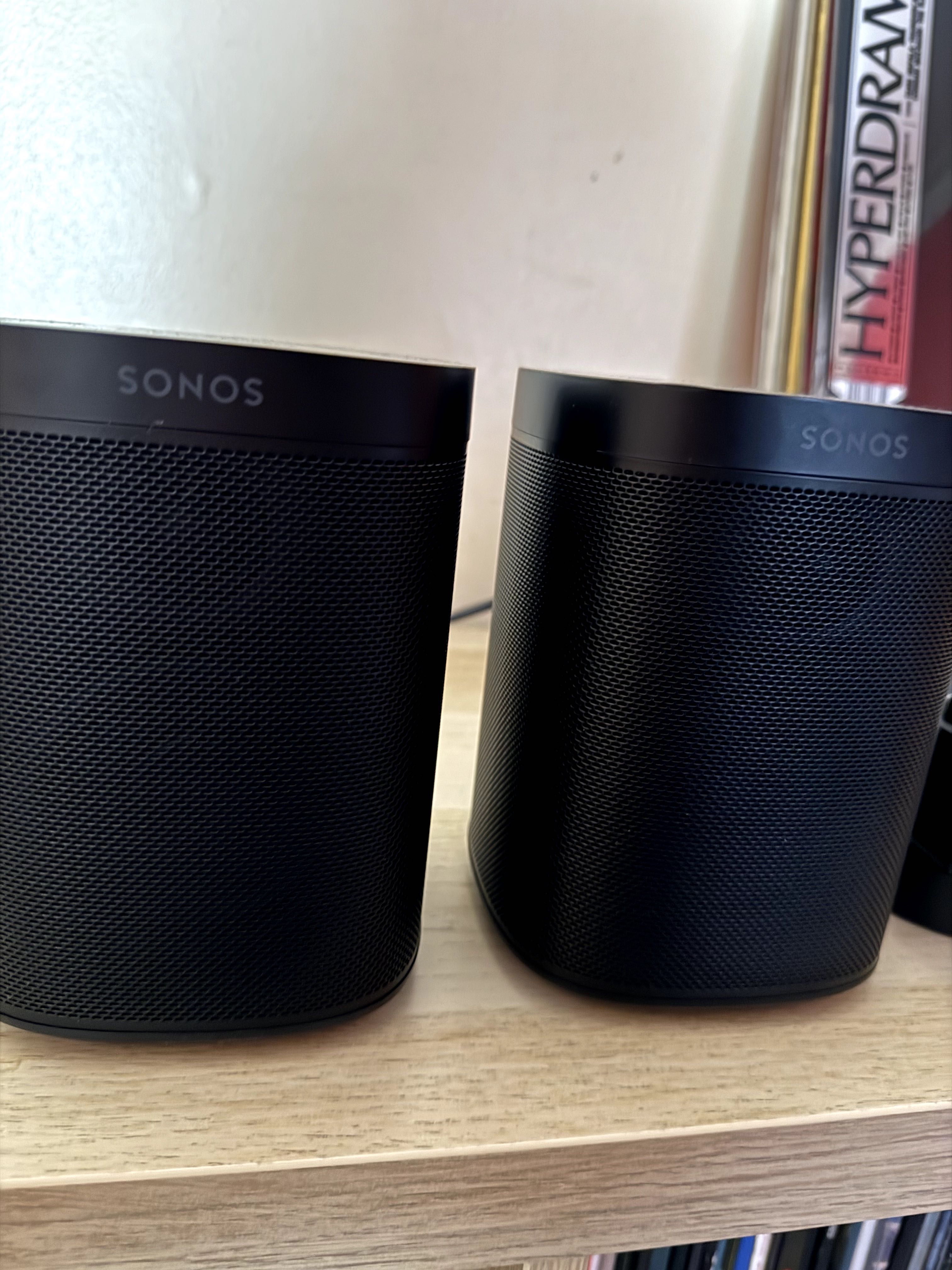 Vendo par de colunas Sonos One SL