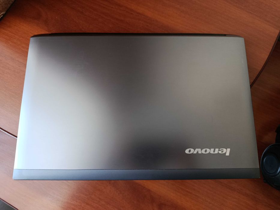 Ноутбук Lenovo v570