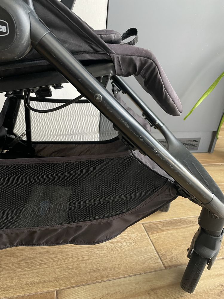 Прогулянковий візок коляска Chicco multiride