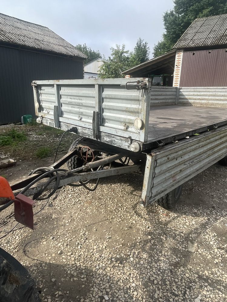 Sprzedam przyczepę D732 w idealnym stanie