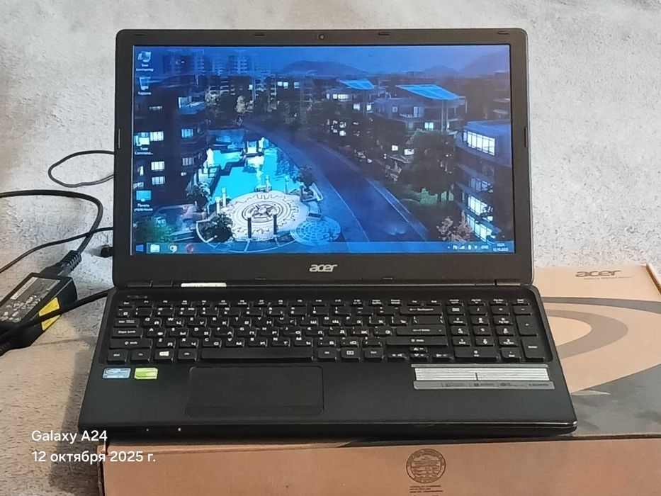 Ноутбук б/у Acer Aspire E1-570G-33214G50Mnkk черный