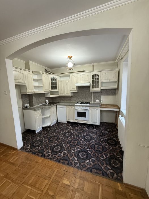 Здам в оренку 3 кімнатну квартиру  Бориса Тена