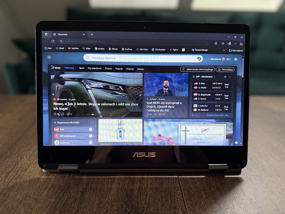 Asus VivoBook Flip 14 ,2w1 ,dotykowy ekran, funkcja tabletu.