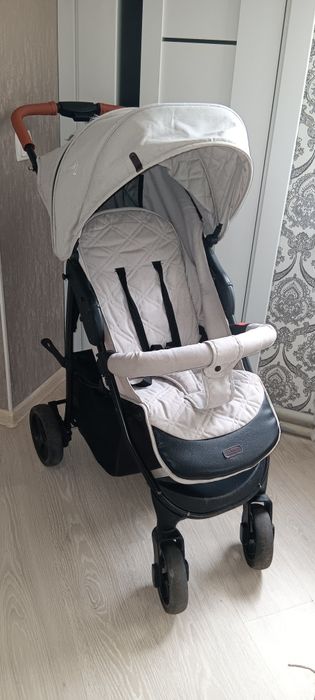 Дитячий візочок прогулянковий Bubago Model2 Beige від 0-3 років
В комп