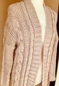 Włoski różowy sweterek
