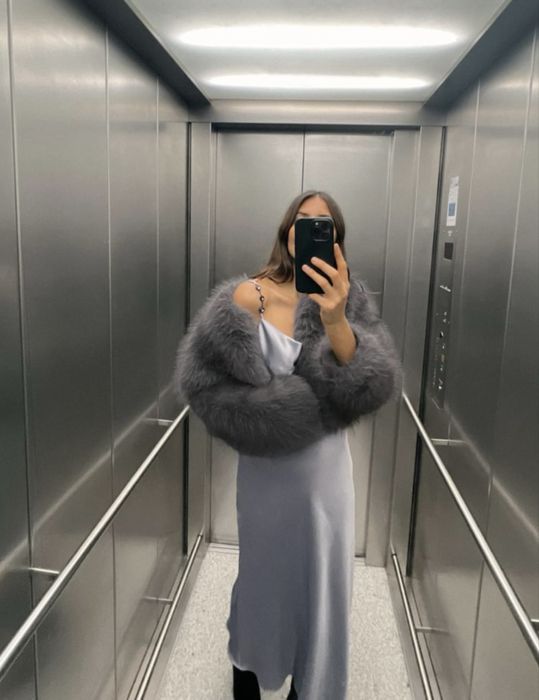 Zara сукня в білизняному стилі зі стразами на бретелях