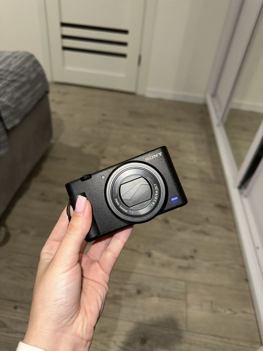 Камера Sony ZV-1