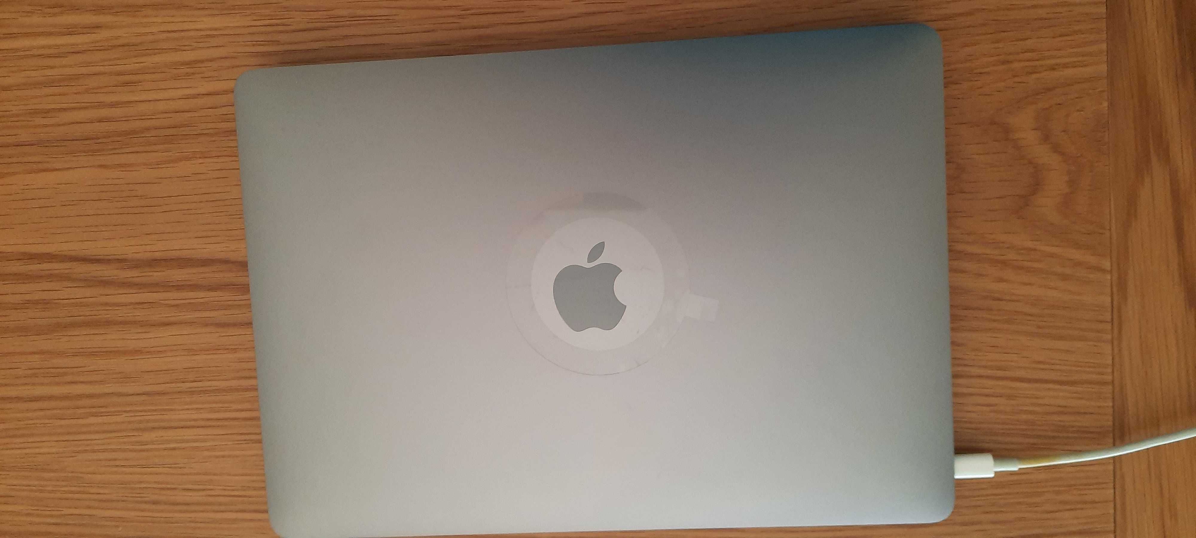 Apple MacBook Pro 13,3" Late 2016
