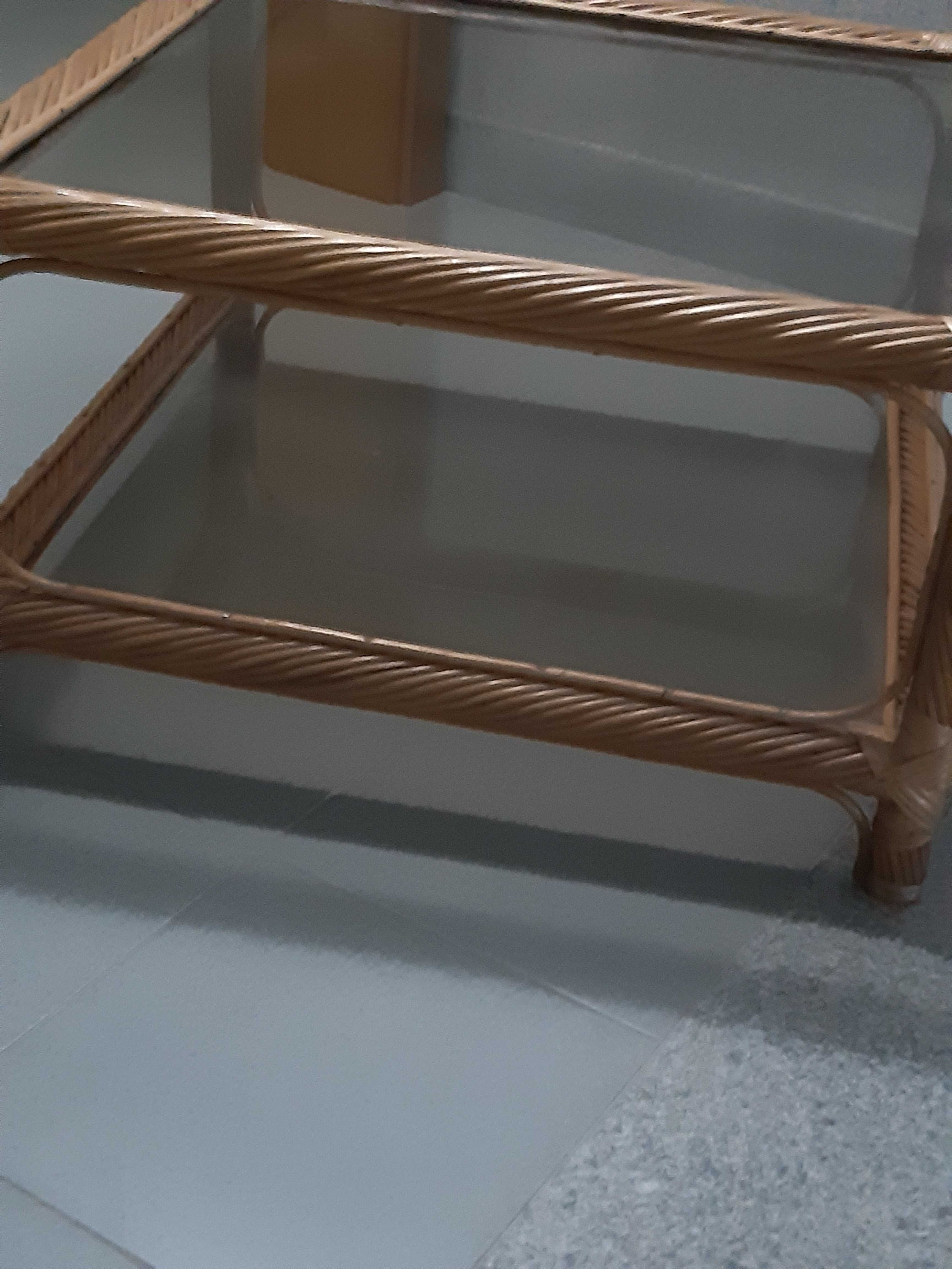 Mesa de centro em verga