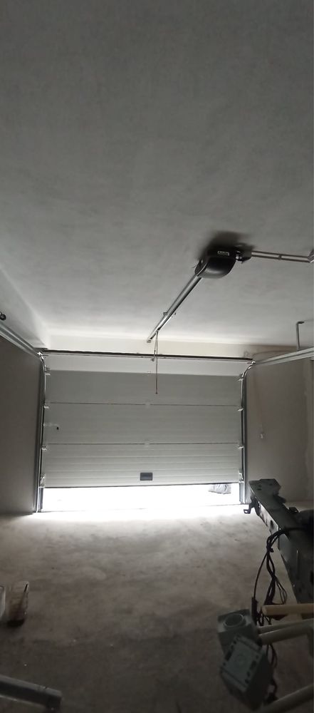 Porta de garagem eletrica Nunca usada 3;13M 2;20