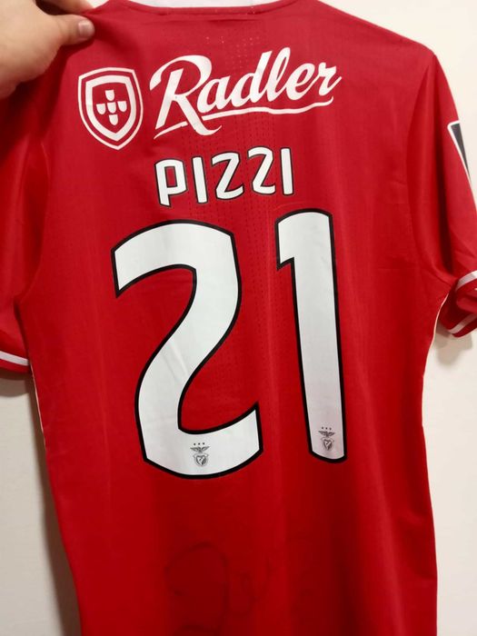 Camisola de jogo Benfica-Pizzi autografada