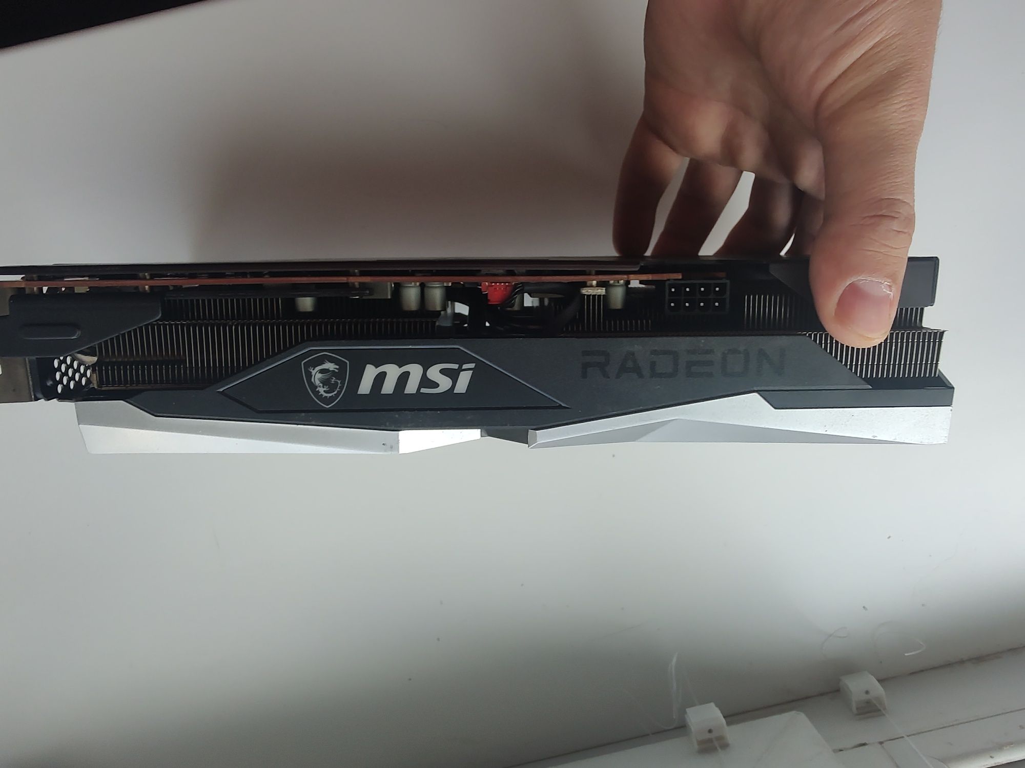 Продам відеокарту Rx 6600 xt msi