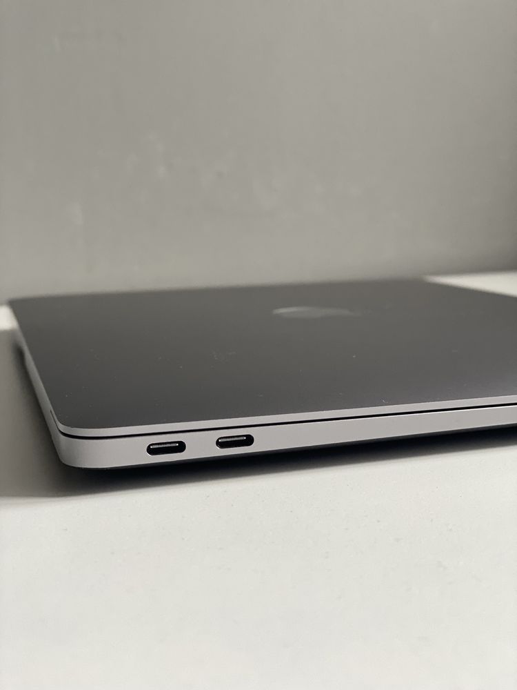 Apple MacBook M1 256GB