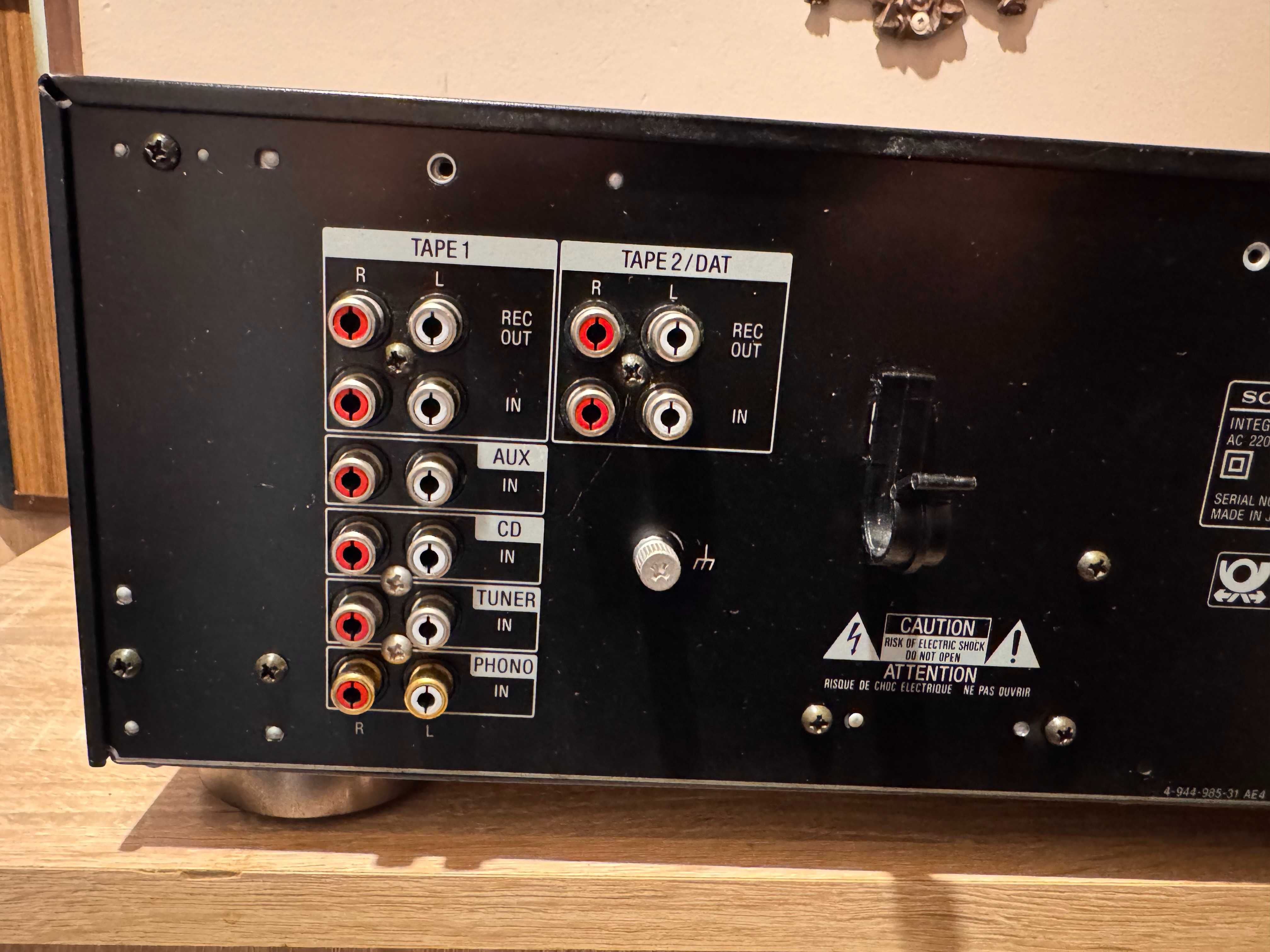 Wzmacniacz Sony TA-F470