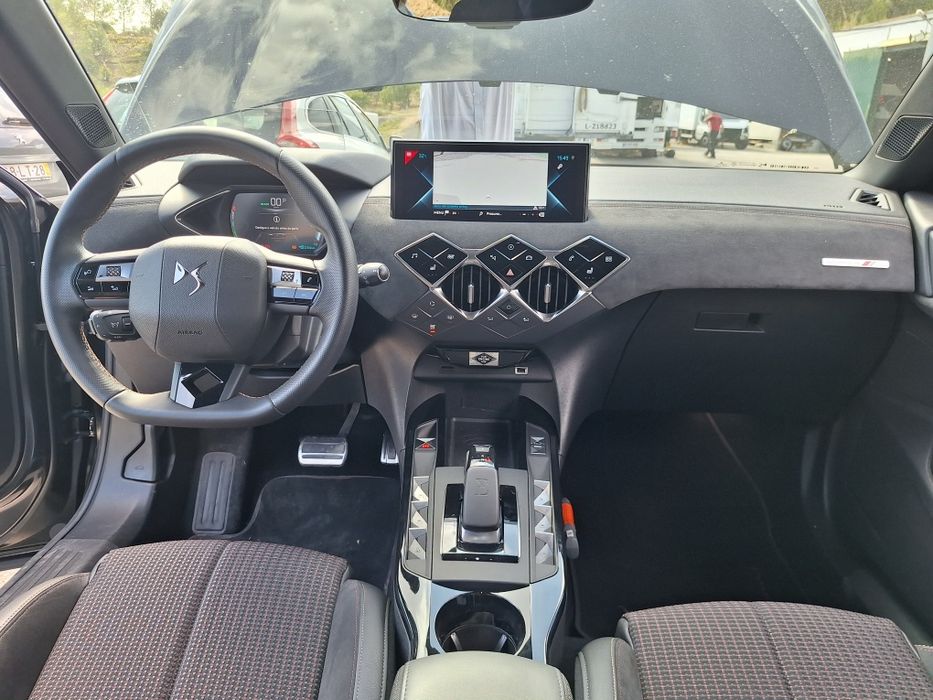 DS DS3 Crossback E-TENSE PERFORMANCE LINE