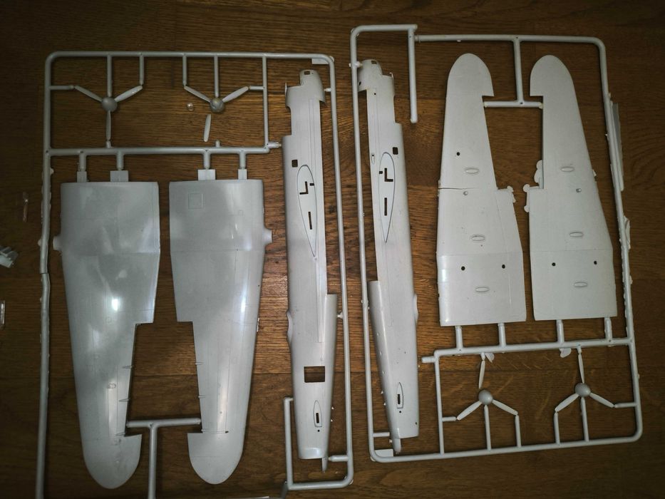 Модель літака масштаб 1/72 FROG (Novo) Avro Lancaster B.Mk.I