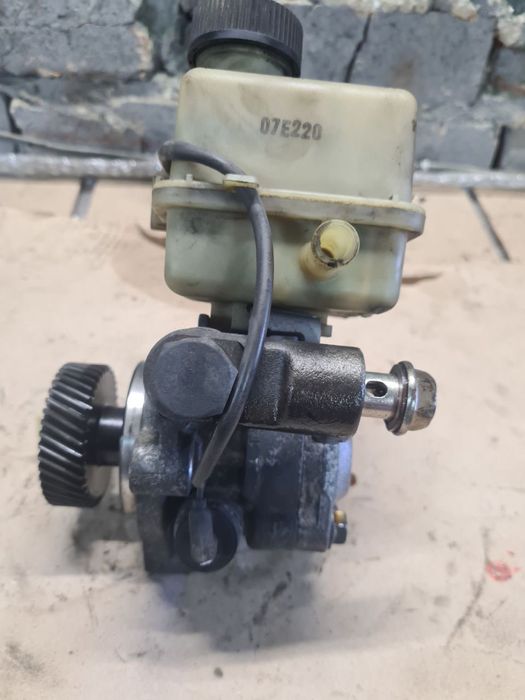 Гур гідропідсилювач руля керма Mazda 6 rf7j мазда 5 6