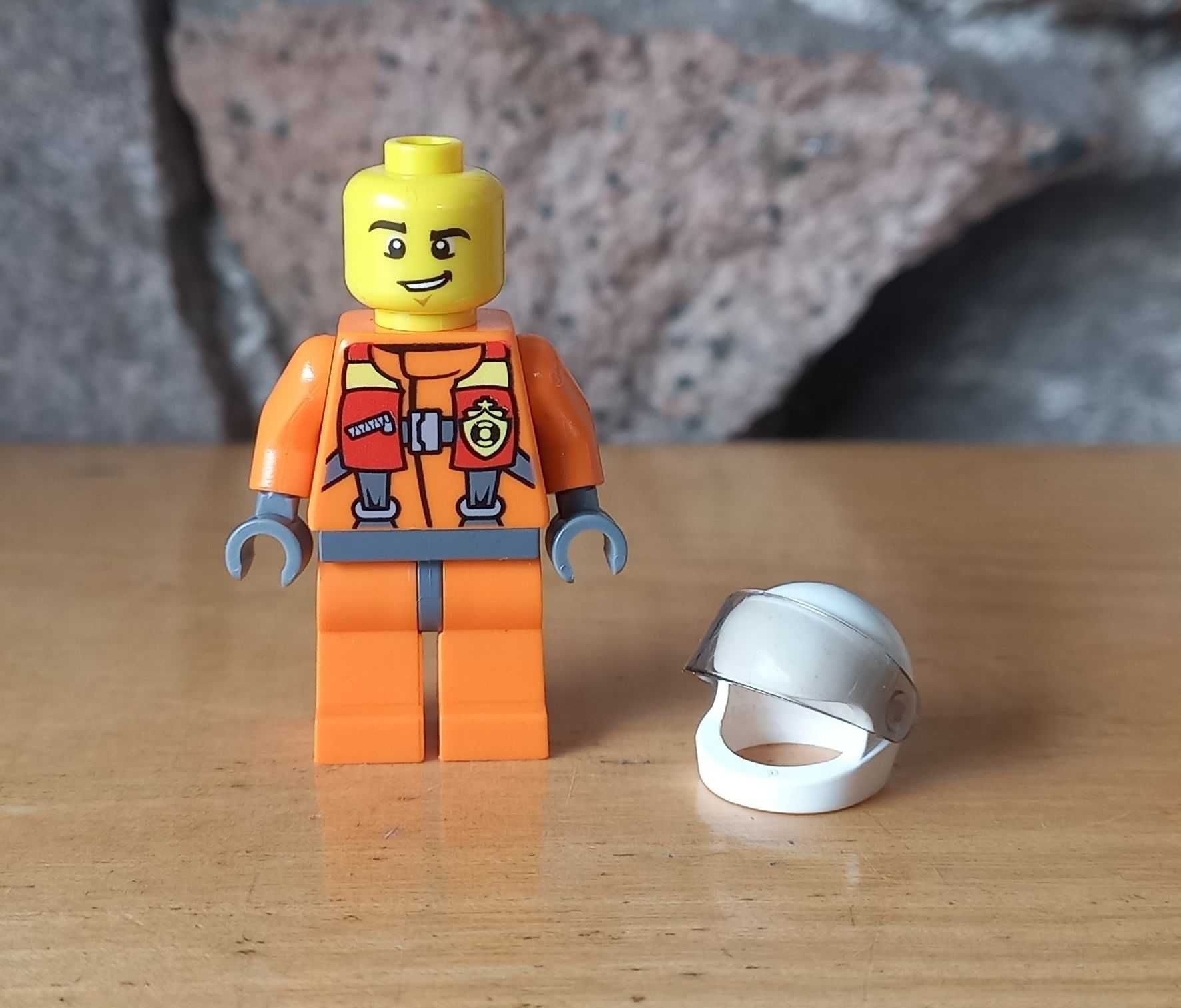 Lego City - Straż Przybrzeżna - Minifigurka cty0411 - Pilot Śmigłowca