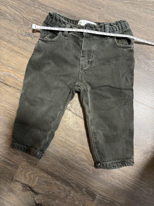 Дитячі джинси Zara 86 р темно-зеленого кольору