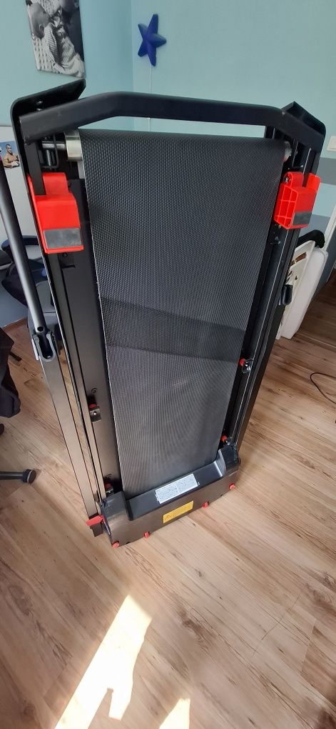 Bieżnia doymos run 100 Econnected