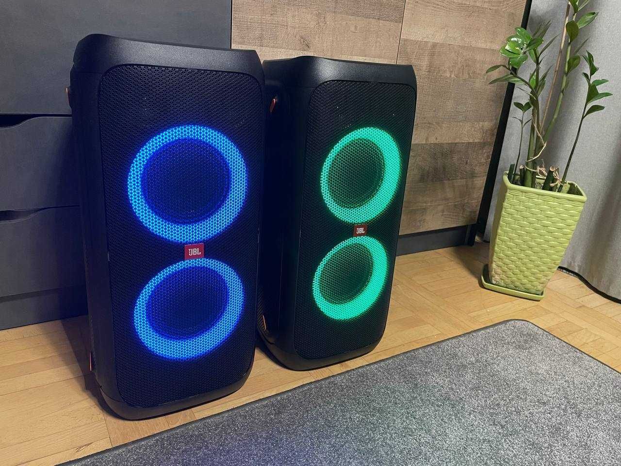 Wynajem nagłośnienia JBL PartyBox 310 mikrofon