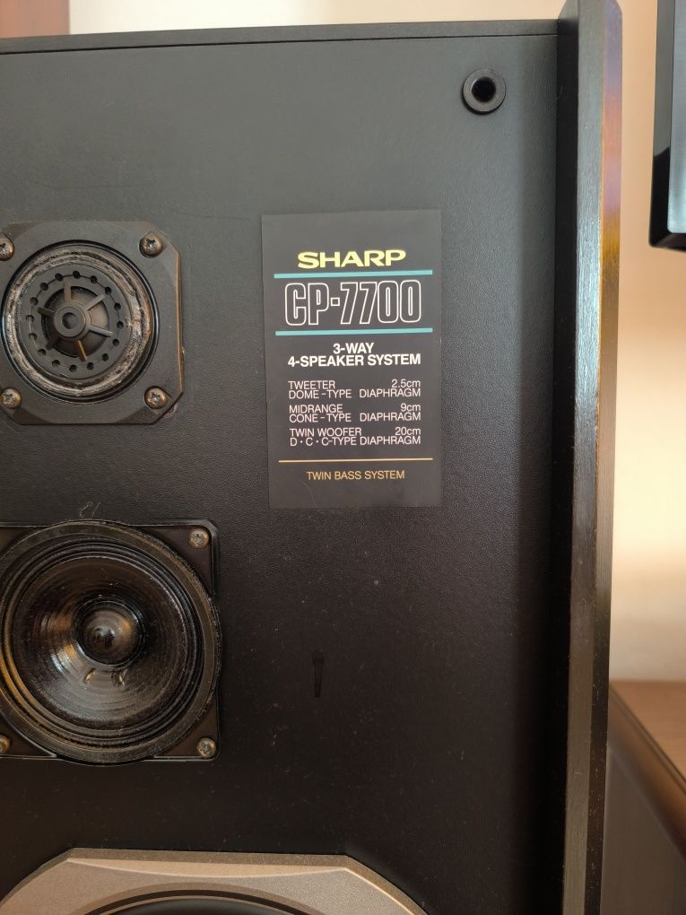 Kolumny Sharp GP7700