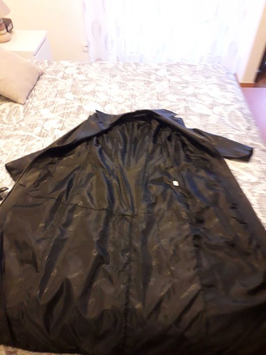 Casaco comprido cabedal