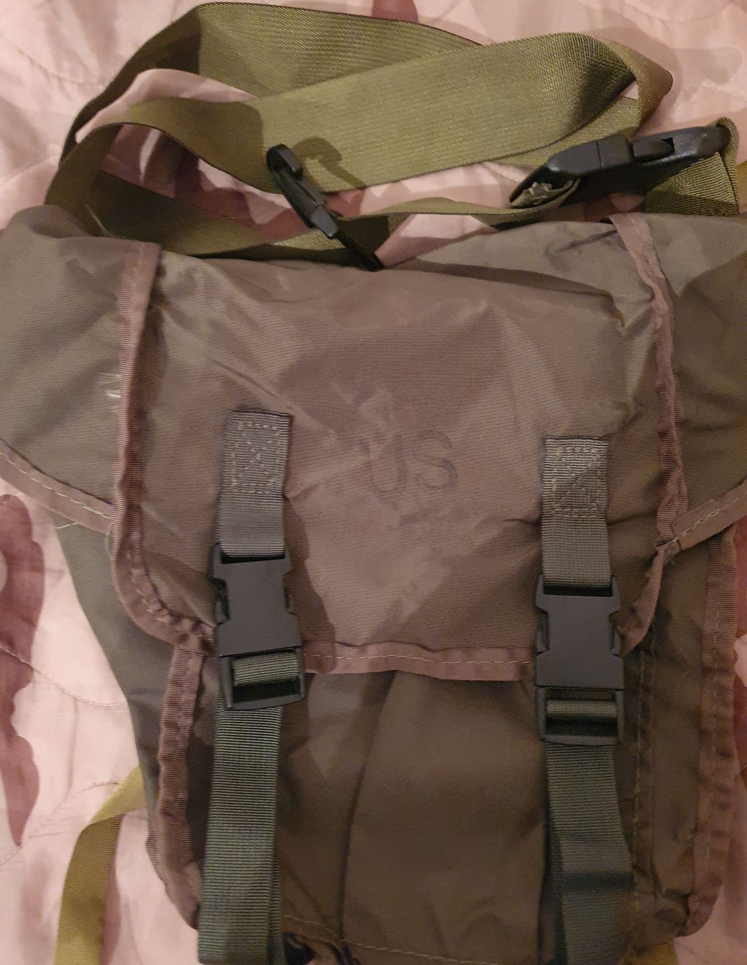 Bolsa a tiracolo verde militar