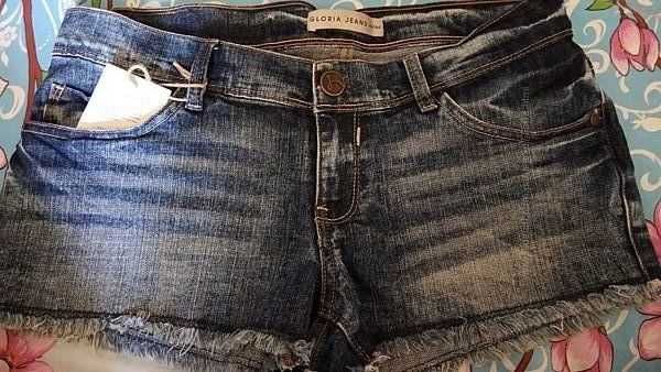 Новые джинсовые шорты Gloria Jean's