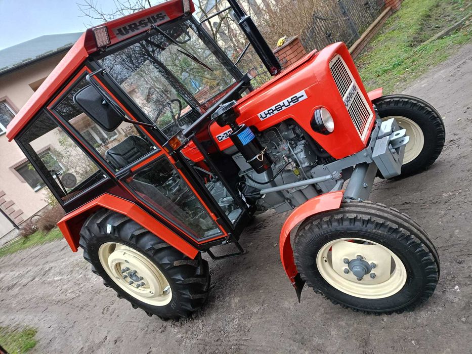 Ursus C-330 zarejstrowany idealny rok 1986 tel 8,8,8.1.2.2,3,2,6