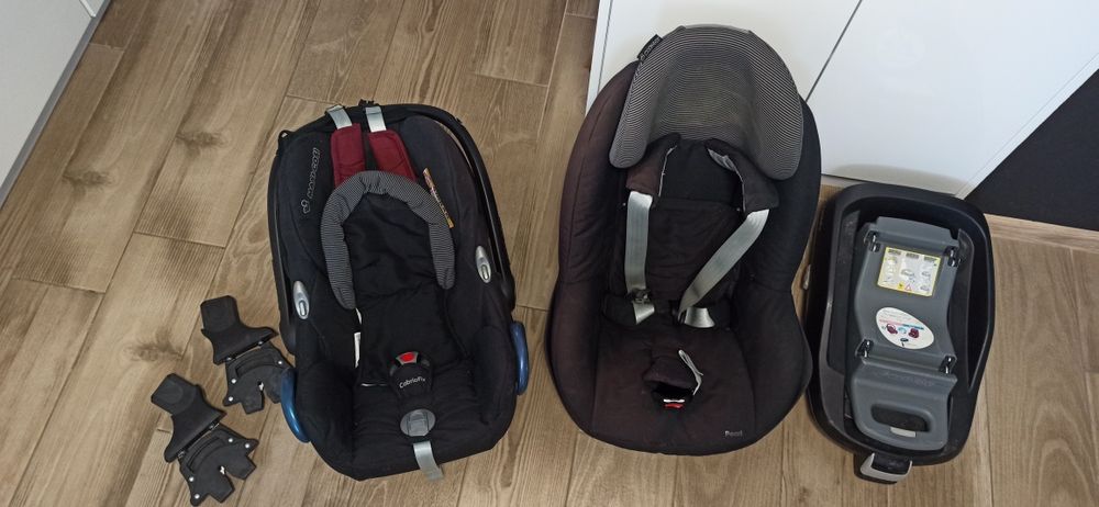 Komplet fotelików Maxi Cosi z bazą 0-18 kg