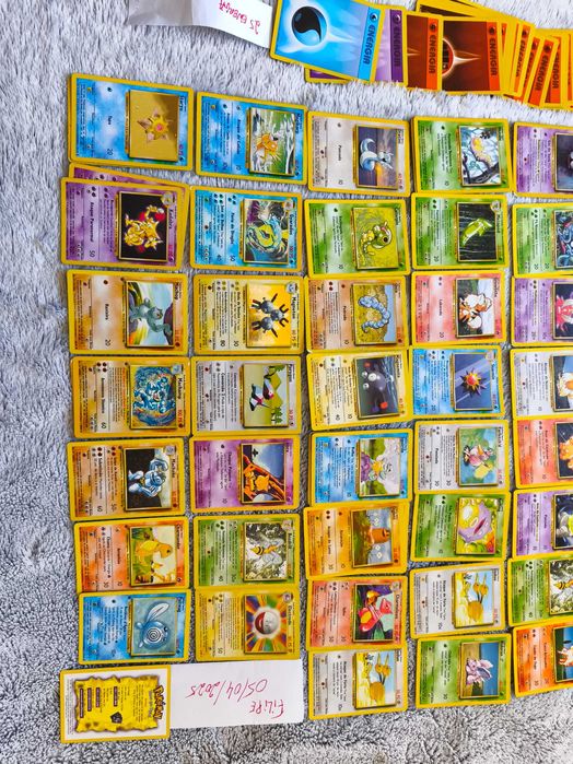 Cartas Pokémon base set português e primeira edição Português