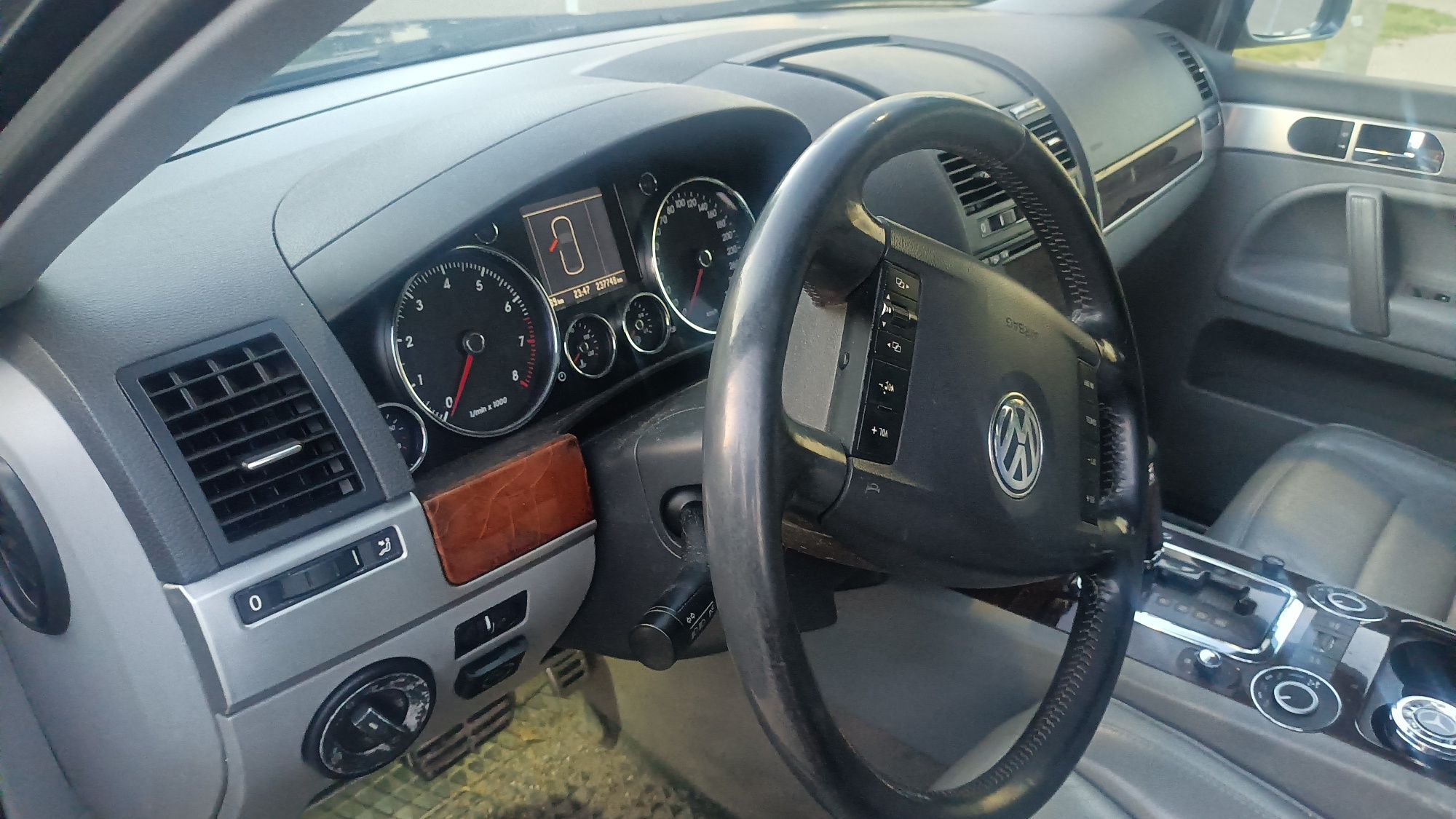 Vw Touareg 4.2 mpi + gaz