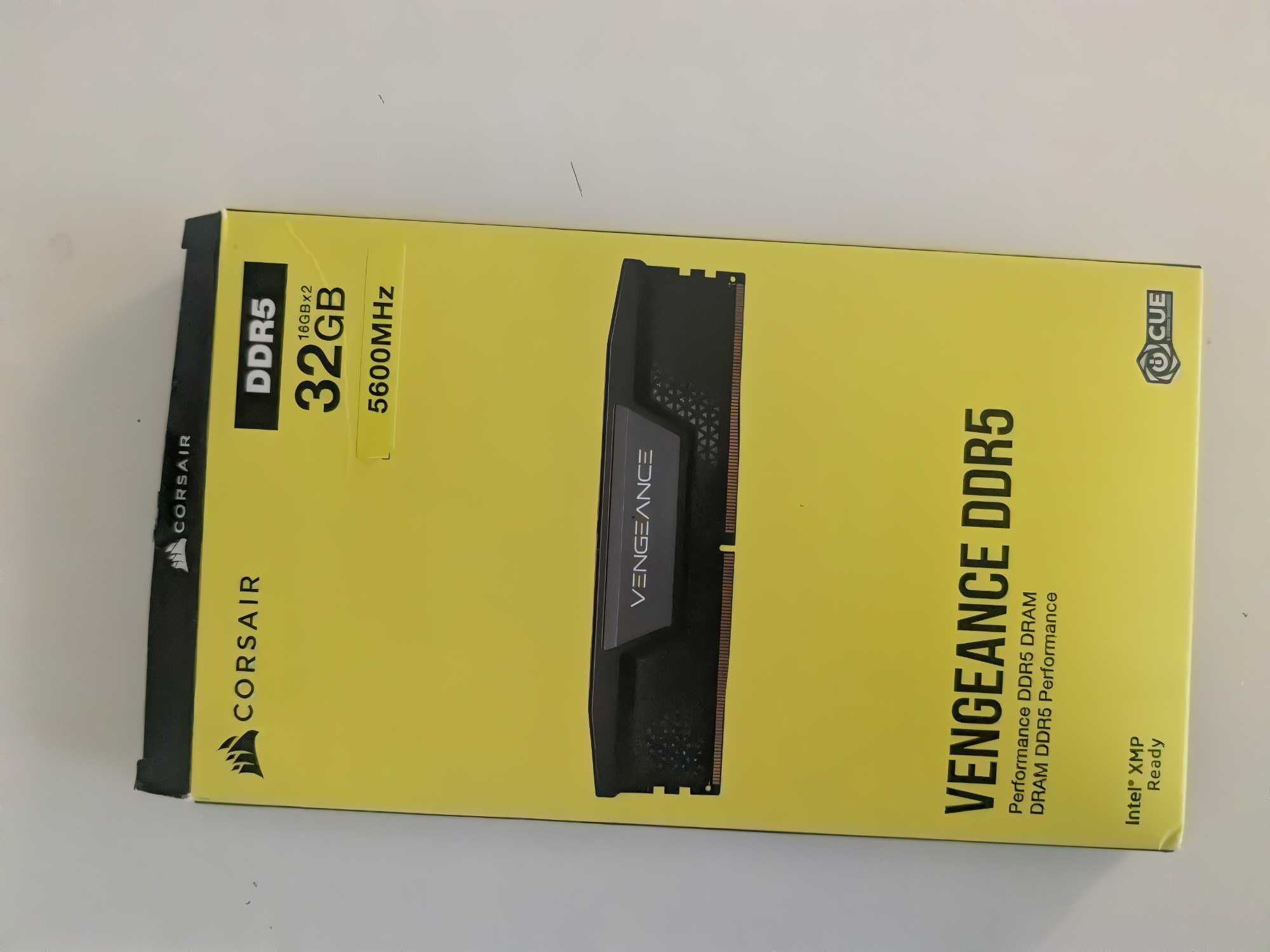 Corsair Vengeance DDR5 •32 GB (2×16 GB) •5600 MT/s •CL36 36,36,36,76