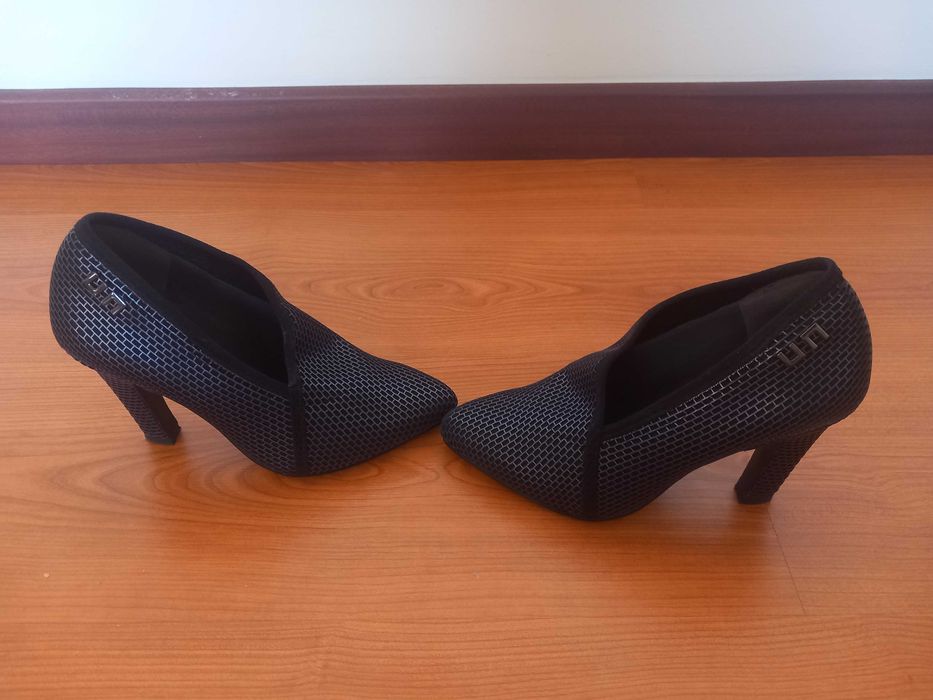 Sapatos Novos Prof - tamanho 36