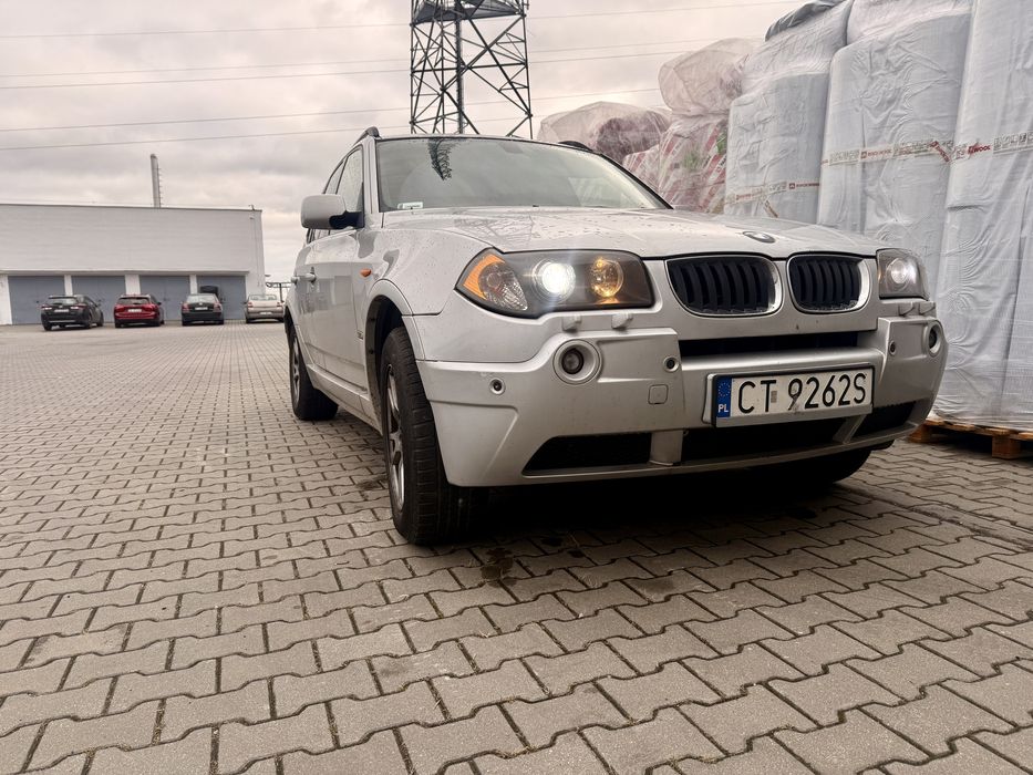 Bmw x3 3.0 x drive sprzedam opony wielosezonowe 16