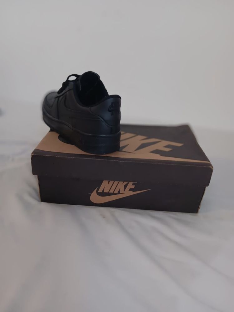 Nike Air force preta