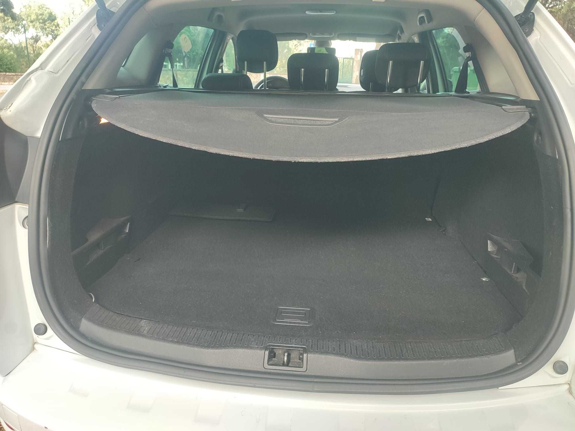 Renault Megane Sport Tourer 1.5DCI a partir de 88.65€/mês